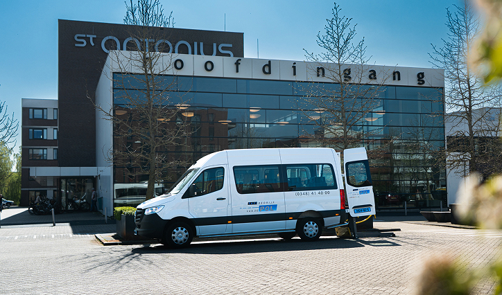Taxibedrijf van de Pol ziekenvervoer